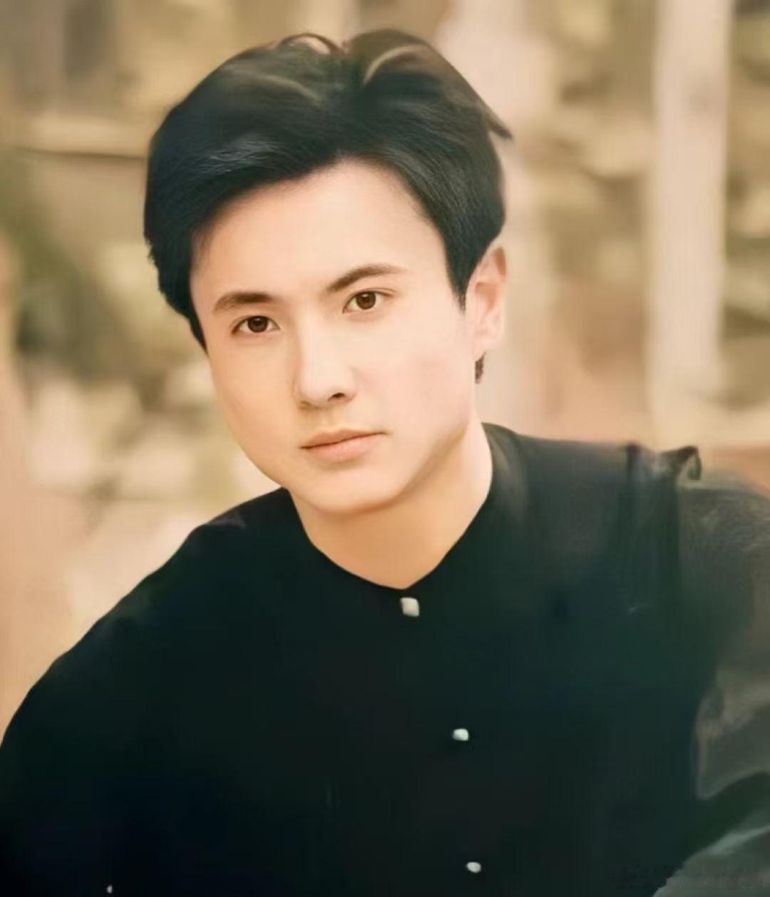 林一说沈腾腰间盘突出还在摸鱼麻花特开心 这一期的乐子真的让人笑到停不下来！沈腾工