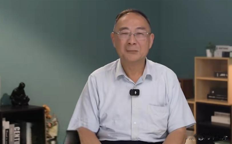 特朗普频频提及2028参选，美国任期制度引发广泛讨论
 
（本文观点引述中国人民