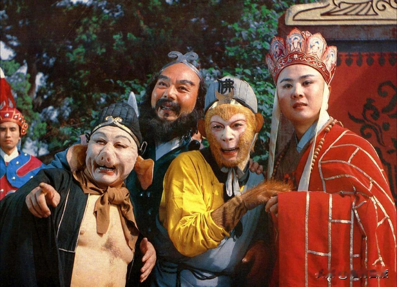 大家发现没有？
其实，《西游记》里的唐僧就是一个弃婴，被母亲扔进了河里，后来成了