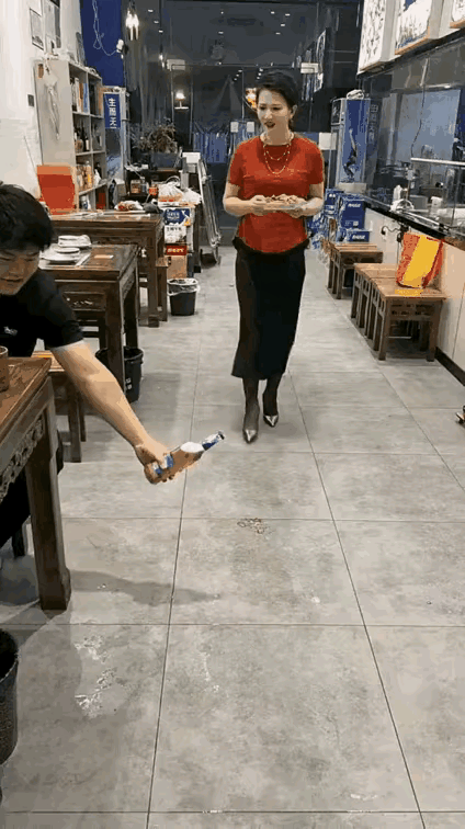 “铁皮鞋👞”