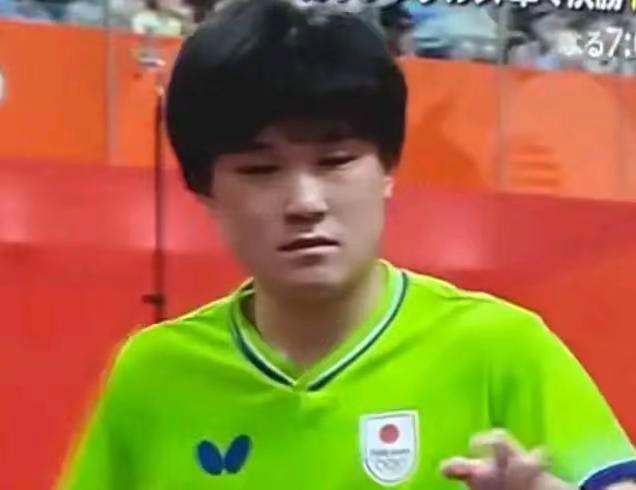 张本是投诉无门啊，自己的主场没鹰眼，硬是给伊朗人干掉了😆