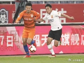泰山队夏季离队第二人确定，27岁中卫租借深圳网页链接