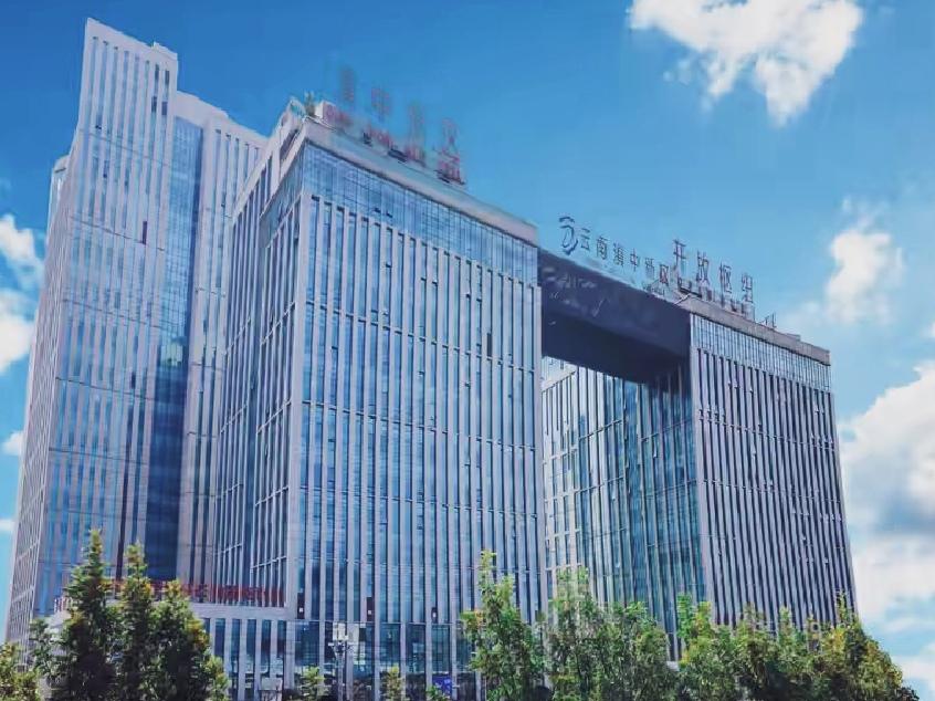 🔥下机即嗨！滇中新区“样样好市”爆火出圈。距长水机场3公里的“样样好市”太会了