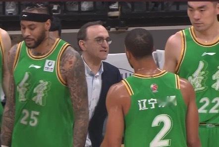 下一场和浙江队的比赛太重要了 如果想冲击第6第7 这是一场不能输的比赛辽宁男篮