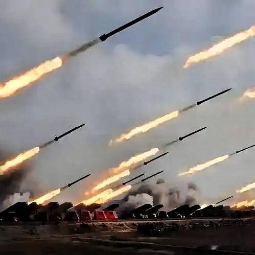 分析认为，伊朗的军事准备既是对外部制裁与军事施压的回应，也是维护地区影响力的关键