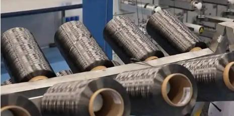 地表最强！中国T1200碳纤维量产，外国卡脖彻底落空，爆燃全网！央视重磅官宣，中