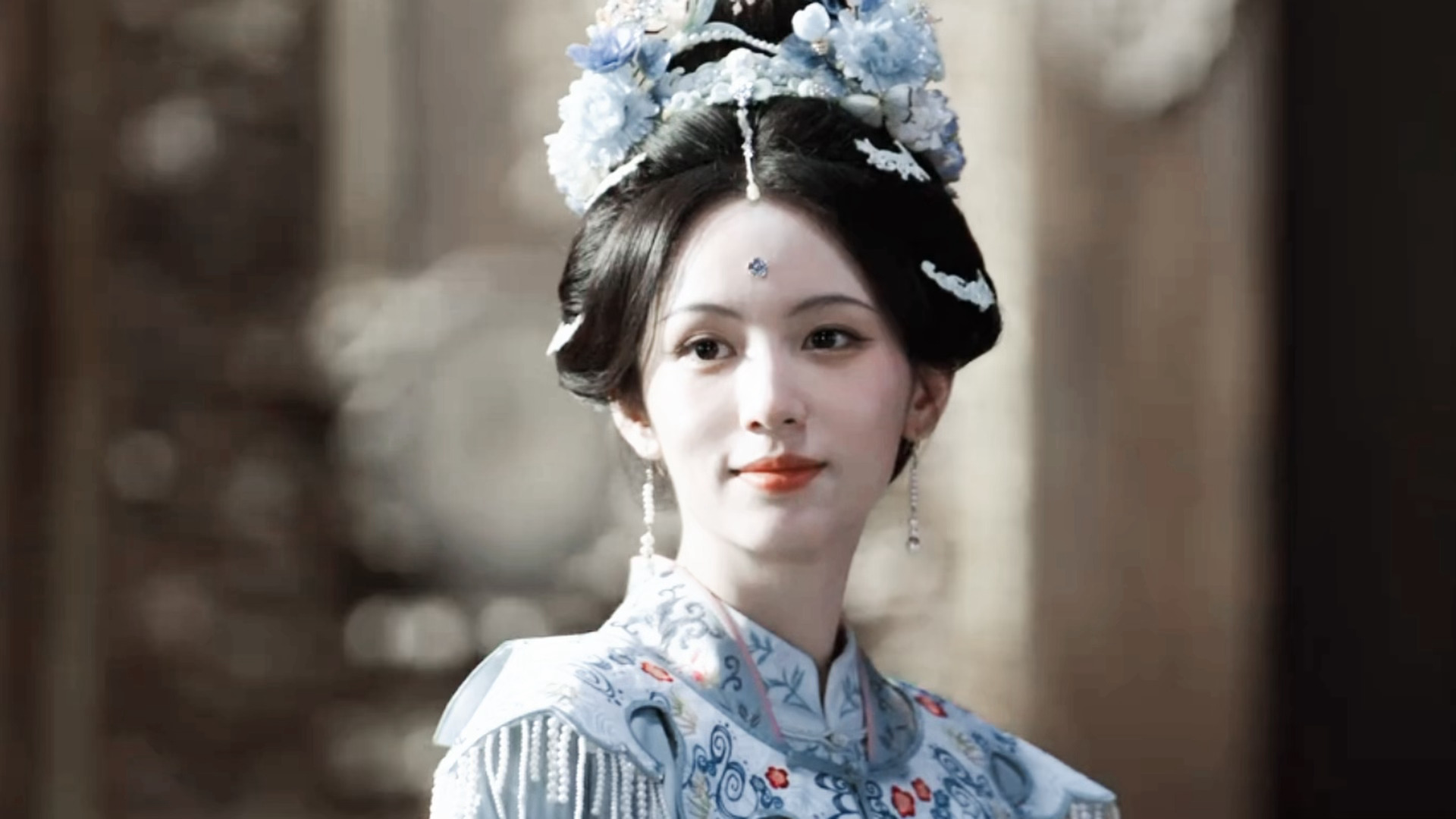 谢清圆 这个女鬼恶女感对味了🥲周也谢清圆女鬼感 ​​​