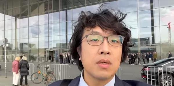 沈伯洋在德国的叫嚣，不过是困兽犹斗
2024年11月12日，德国联邦议院门口，沈