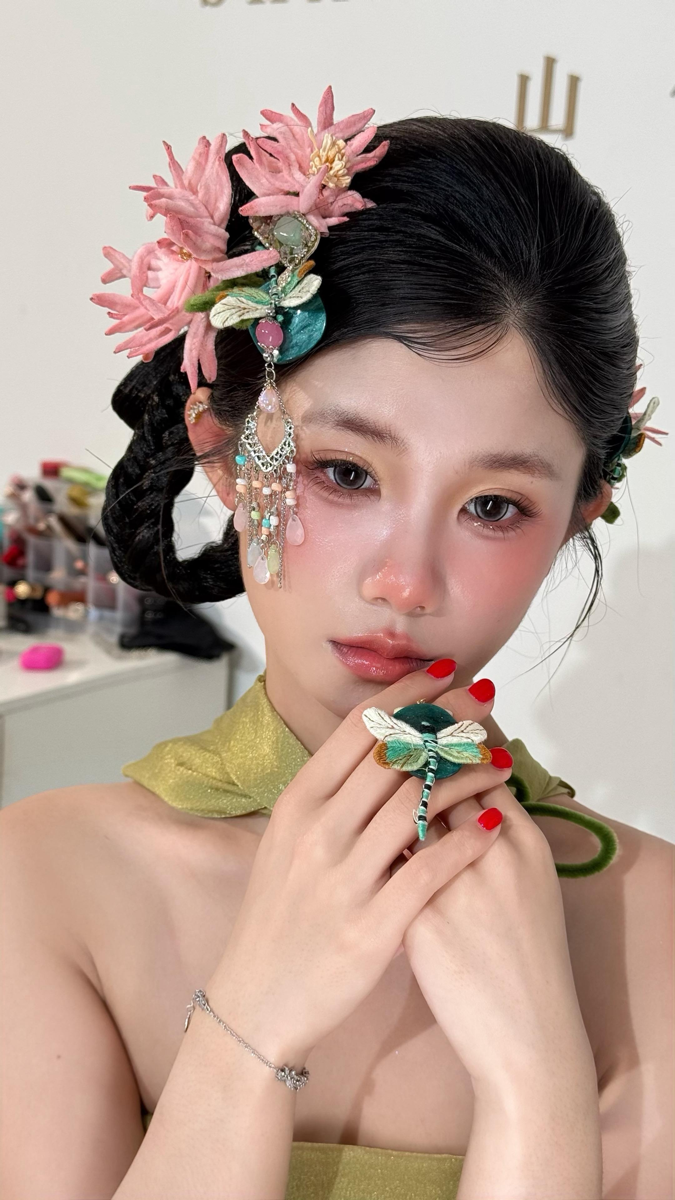 柔是东方骨 姿是心无拘