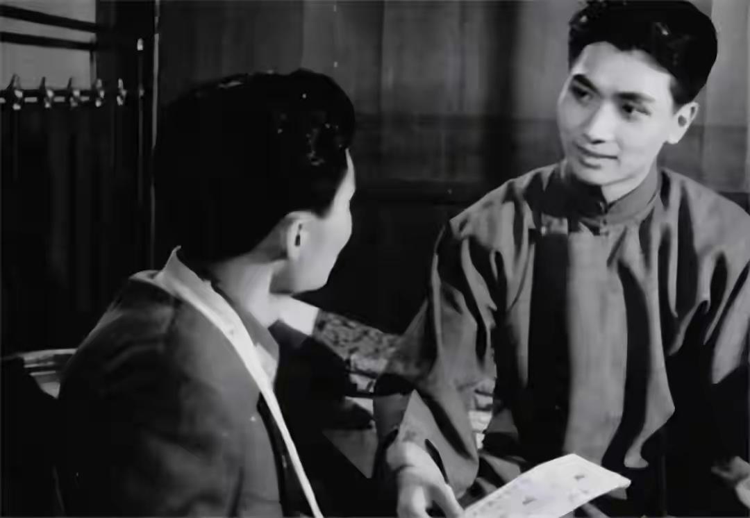 周总理曾表示如果不是钱壮飞的情报他和在上海工作的同事可能早就牺牲了。钱壮飞拯救了