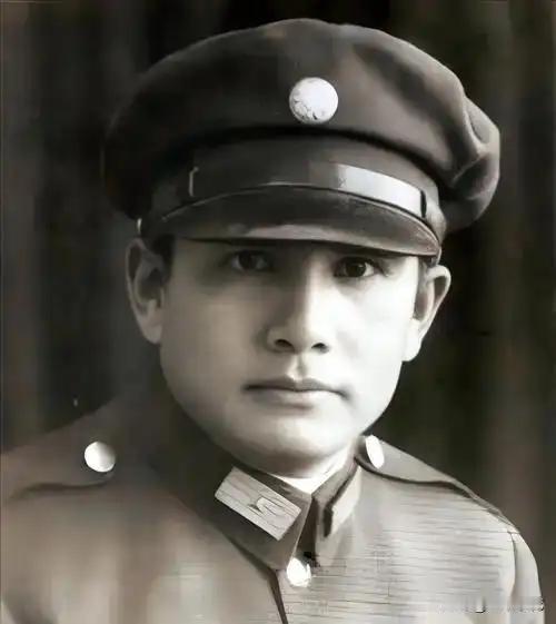 1947年，李天霞派一位最弱的团长，名叫罗文浪，去救孟良崮，结果，这位团长坏了张