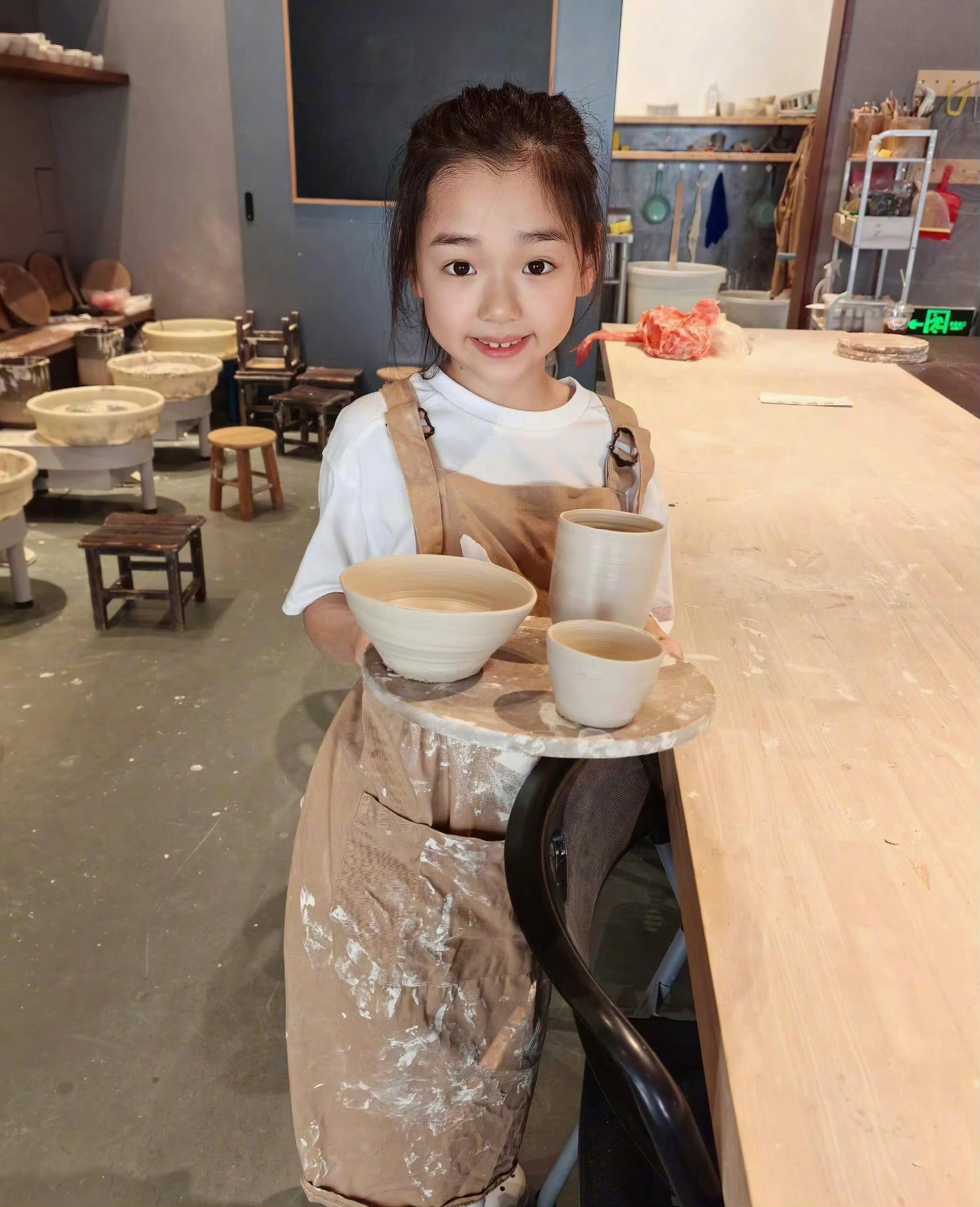 小酒窝就是吃这口饭的，天天给我们营业，真的太讨喜了 