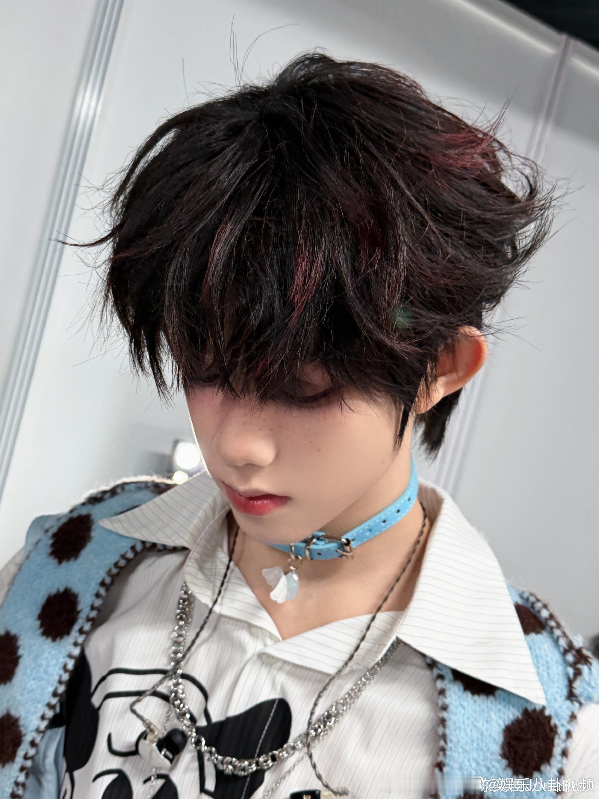 陈奕恒荣耀之战总结文陈奕恒荣耀之战十八宫格总结 陈奕恒更新，发了荣耀之战十八宫格