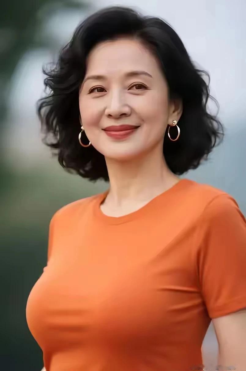 穷搬家，富挪坟，
风水不好改大门，
有钱难买我乐意，
平平淡淡才是真。