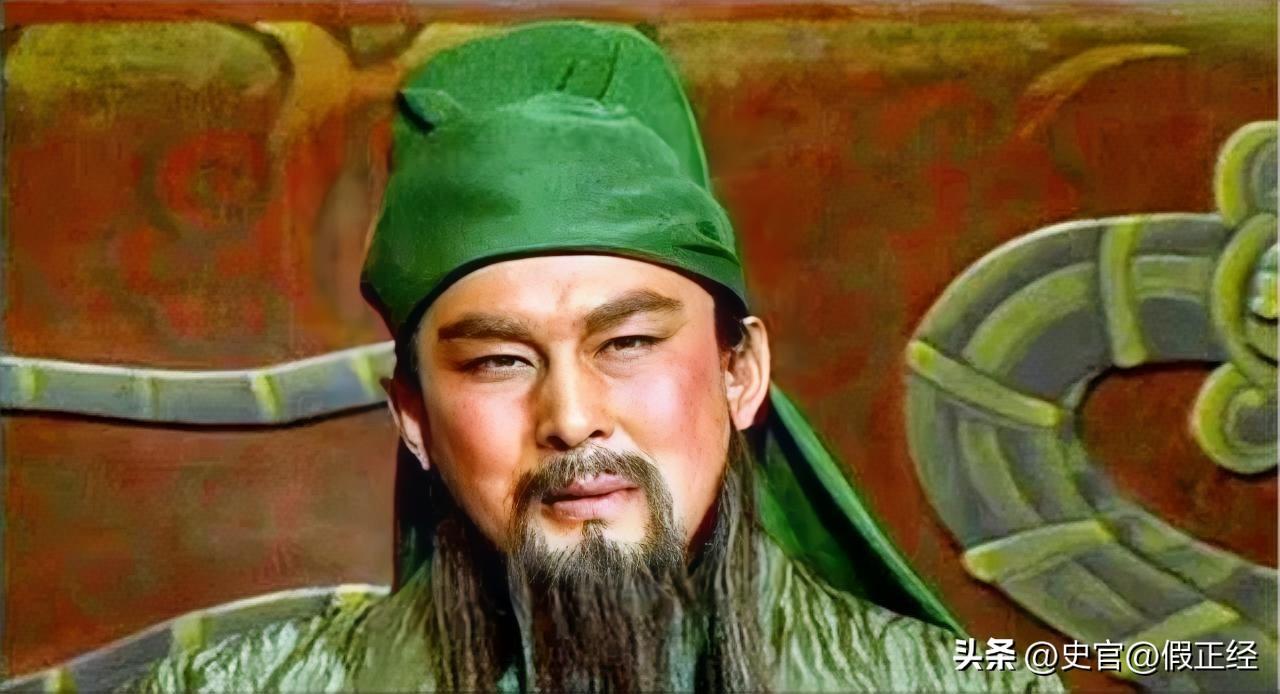 为什么关羽瞧不起黄忠？根本不是因为老，是这3点扎心了！
 
关羽得知黄忠与自己同