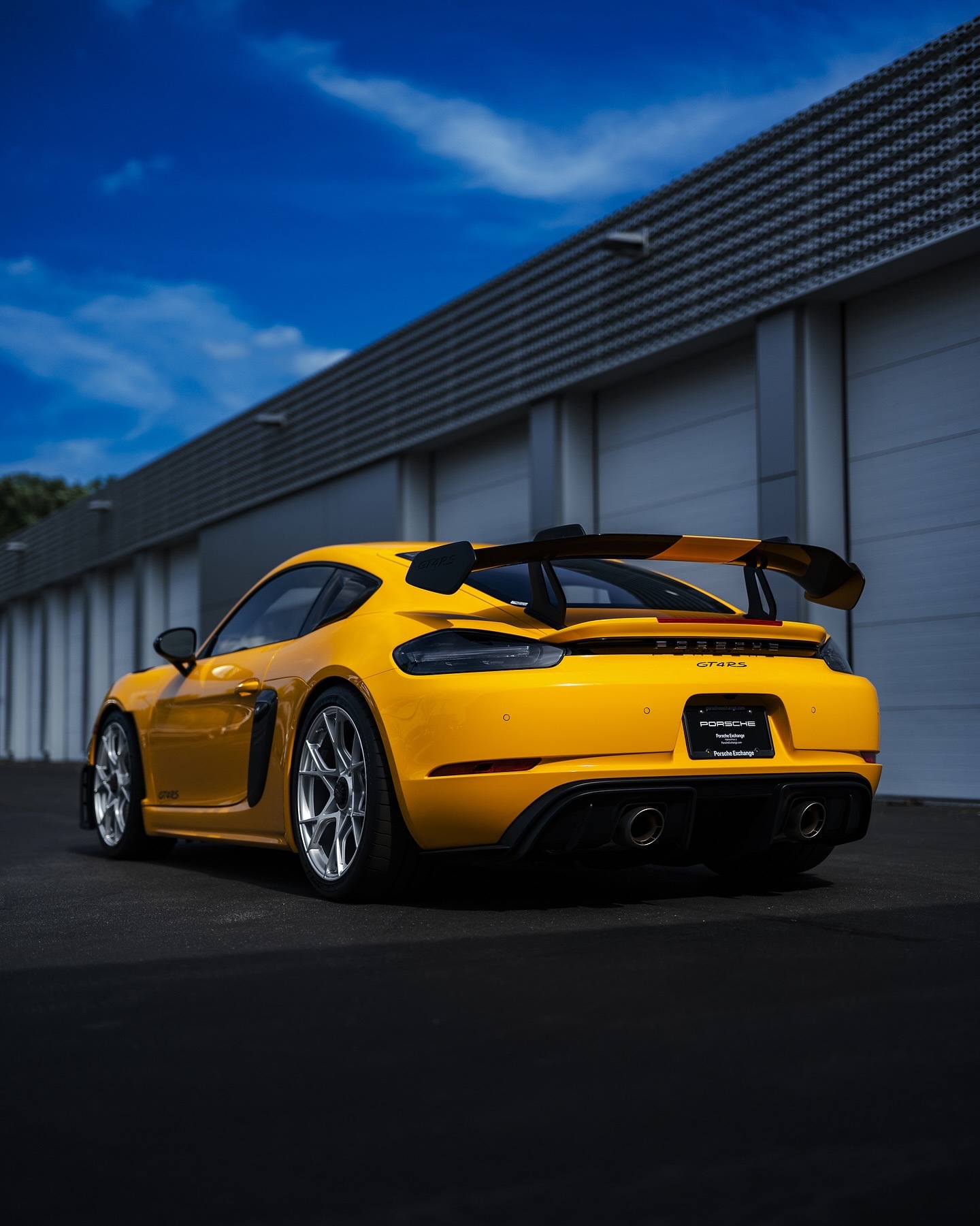 周日展厅：漆色样品信号黄718 GT4 RS...保时捷718car时尚豪车超跑