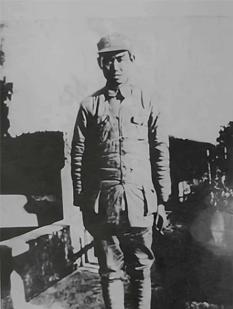 他被卫立煌悬赏十万，却被自己人枪决：南方游击战最悲壮的名字
1938年春天，安徽