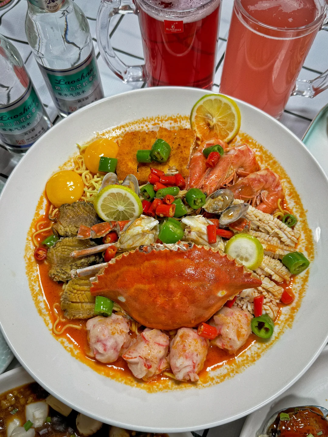 我最爱吃的海鲜大排挡竟然出来泰国海鲜冬阴功面！！ 满满蟹肉🦀 🍜泰...