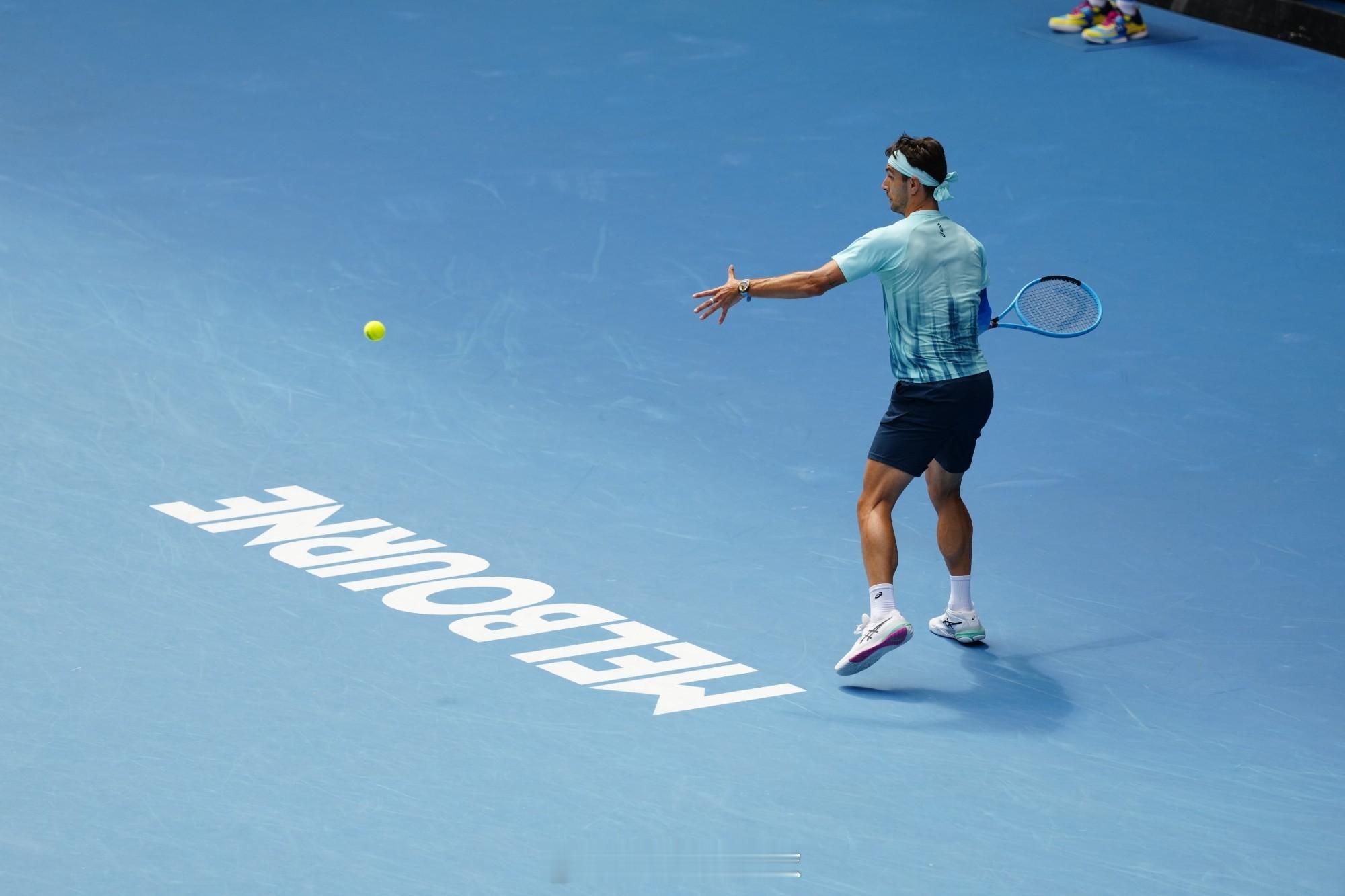 澳网2026 穆塞蒂6-4/6-3德约科维奇。 