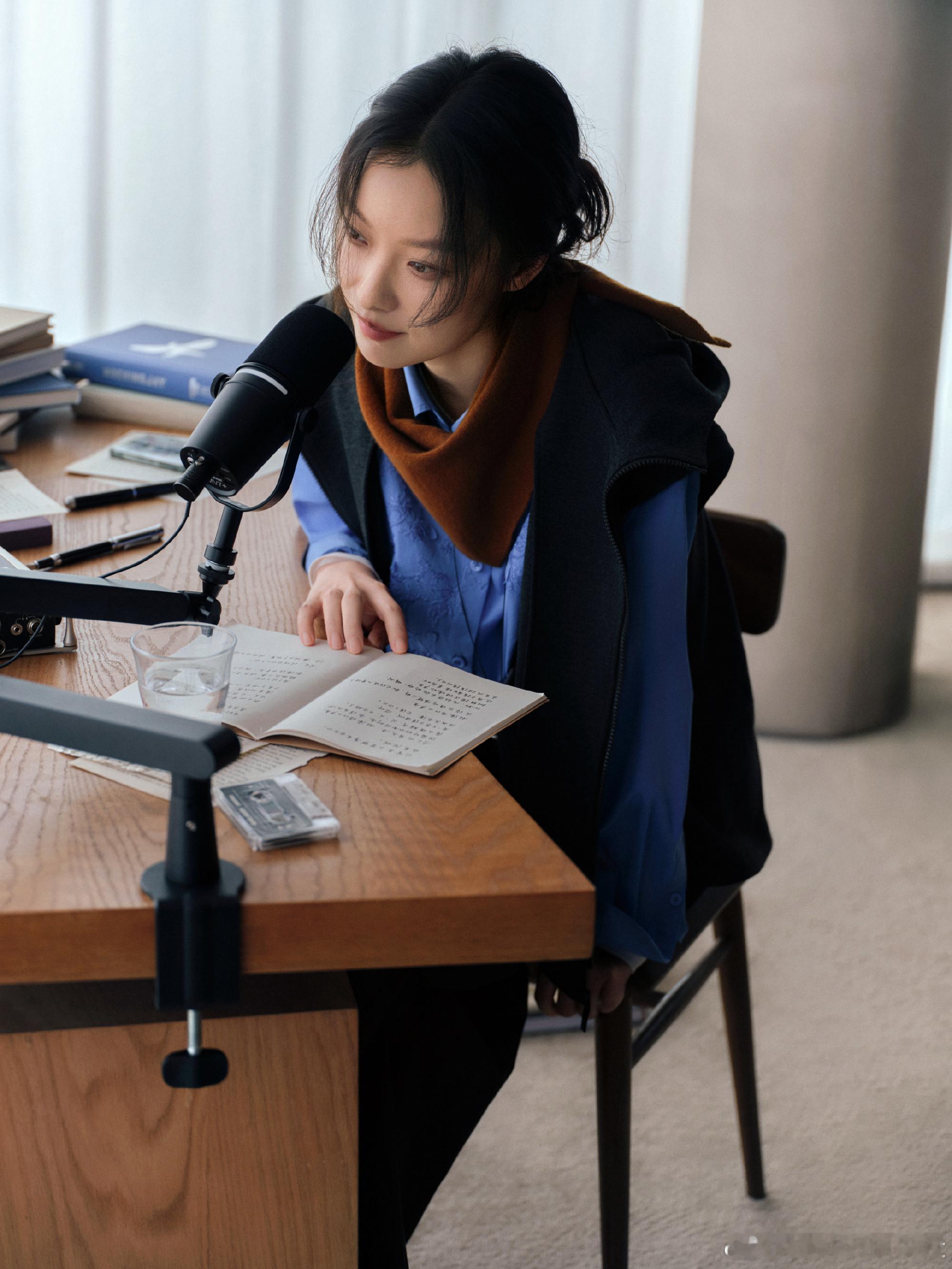 播broadcast品牌代言人倪妮 秋冬大片里的她，把“治愈”二字具象化了。电流