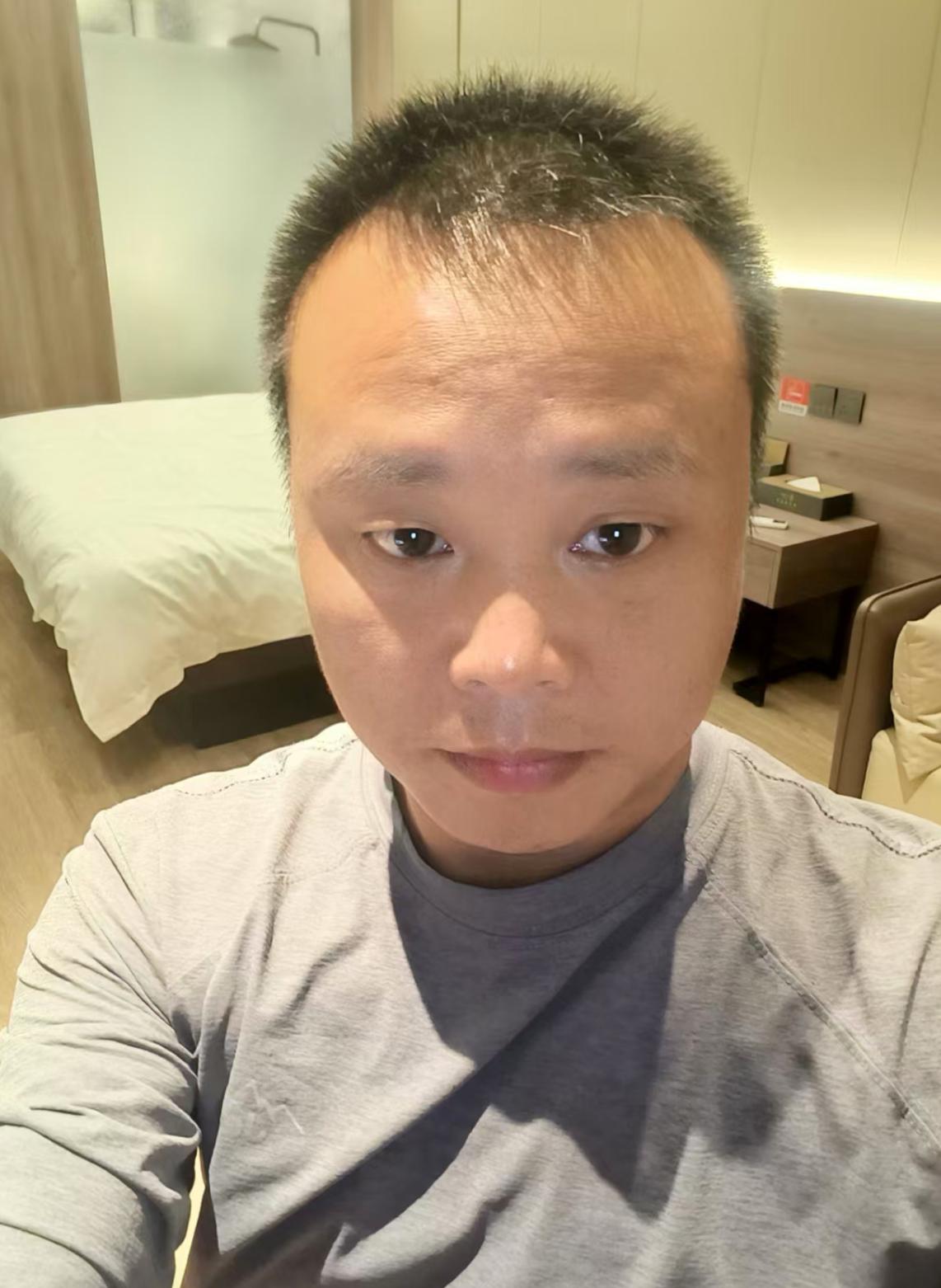 出利好了。刚开完研究会，回到酒店，继续研究工作。算力没有过剩，美国那边META公