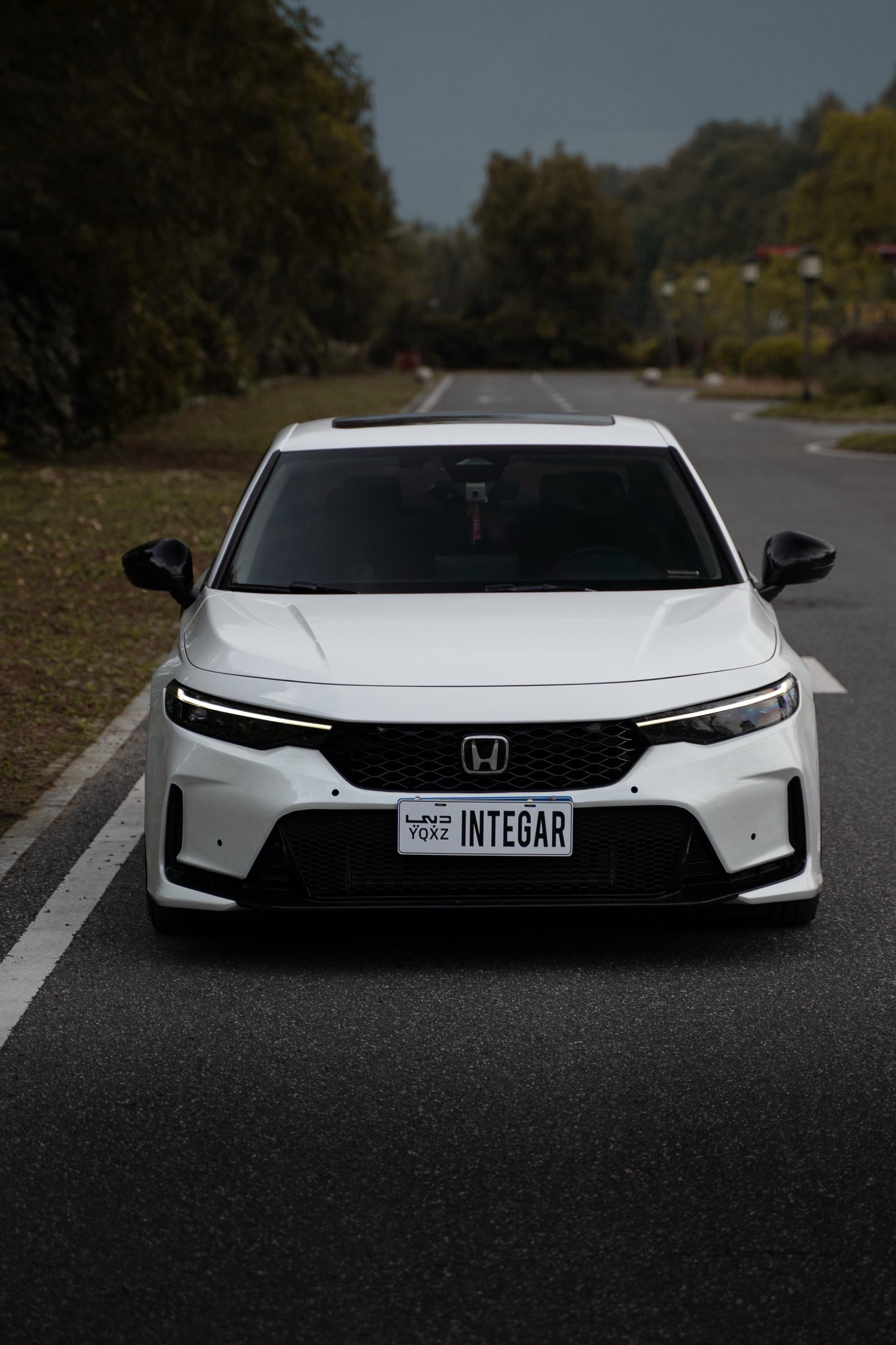 简单干净 是对一台车最基本的尊重。