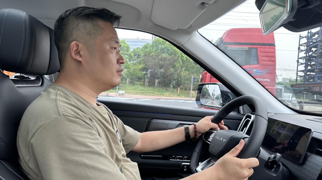 今天开着探索06浪了一圈，针不戳【来自懂车帝车友圈】