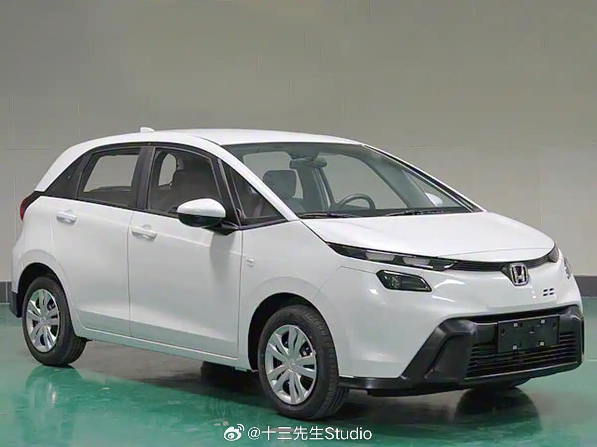 3000 限量，确定能消化吗？除非。。。除非定一个让人难以拒绝的价格。再来个什么