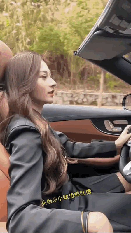 论一个女生怎么能最快速度拥有一辆跑车[兔年大吉]