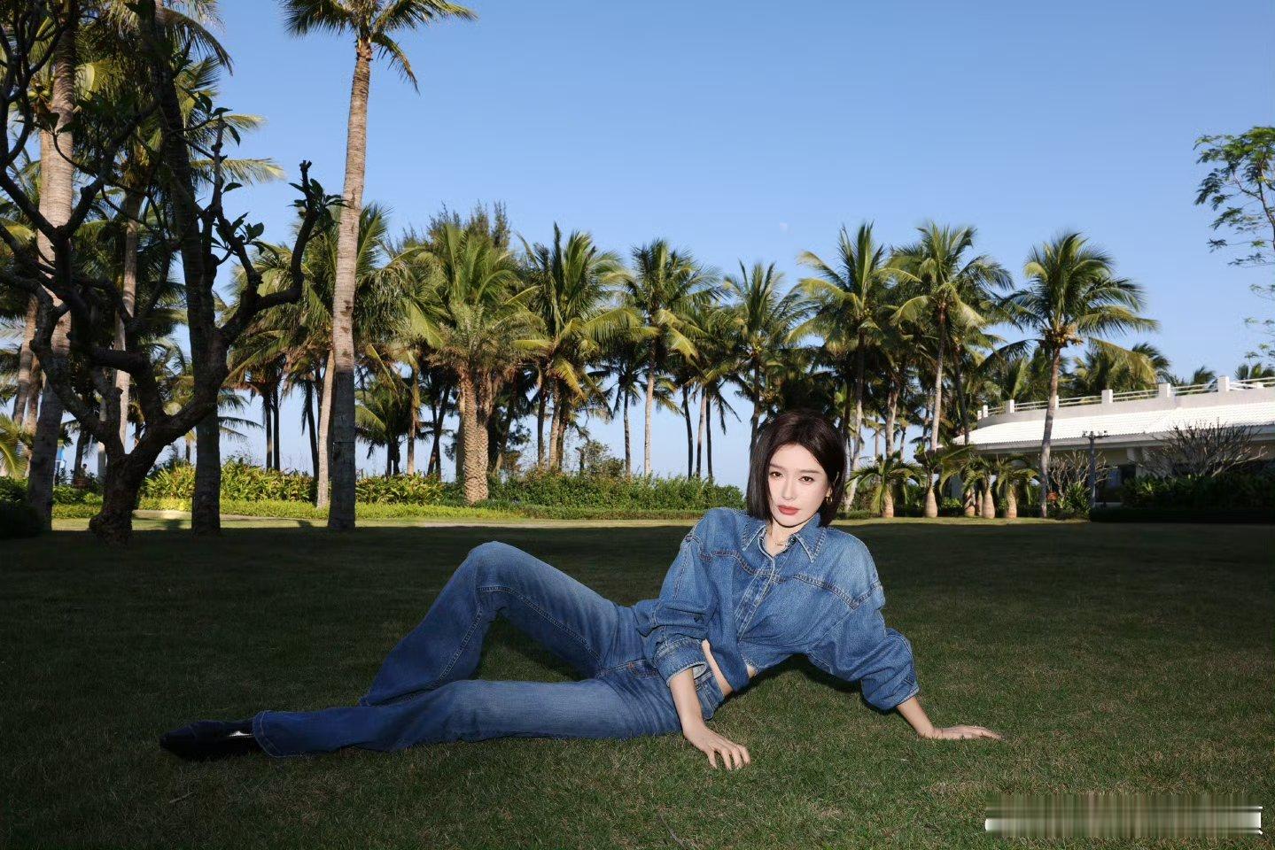 马年KPI压死人，秦岚这种“首席管家”型同事请空投！马年职场需要秦岚同款同事亲爱