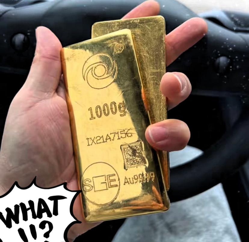 金价3小时急挫！
没出手的朋友，
今夜怕是难安睡！

前晚还稳稳站在974元/克