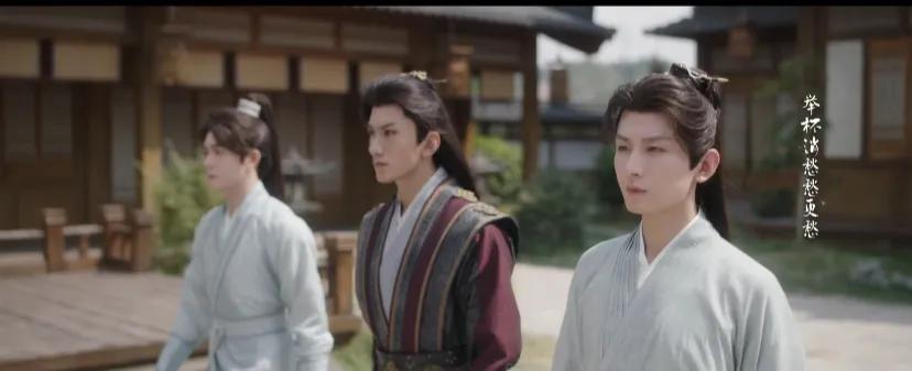 失眠的第五天
今天看完了莲花楼，可是我的情绪还是陷在结局中无法自拔，为什么李相夷