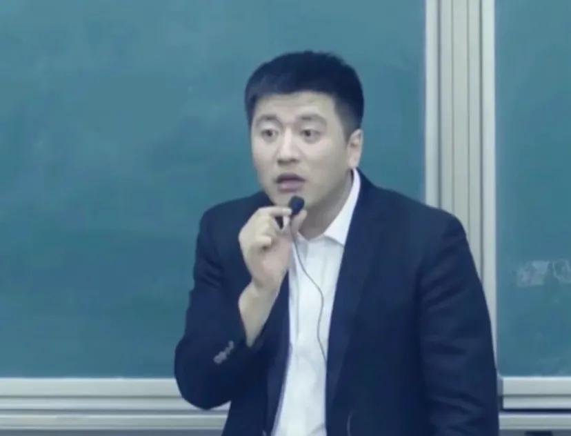 听了张雪峰的建议结果…….
不管是小学老师还是高中老师，想考研评职称，一定要拒绝