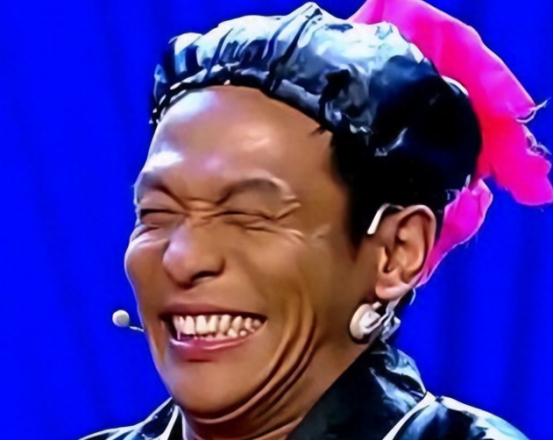 善恶到头终有报！成名后就抛妻娶粉的宋小宝，如今的下场让人意外

 
提起宋小宝，