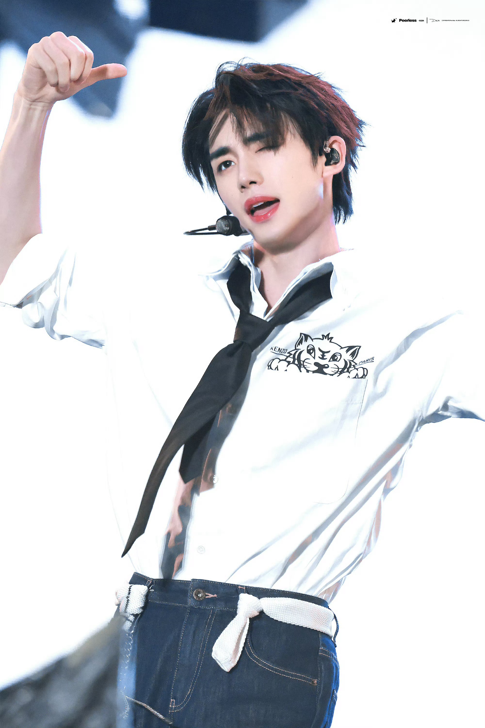 就凭有这张脸放在哪个赛道哪个娱都有一席之地🌹向全世界安利我担🌹 为丁程鑫守护