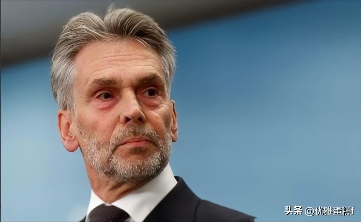 荷兰快撑不住了？很多人以为，它要求谈判是“服软”的信号。错了！真相是，这是荷兰设