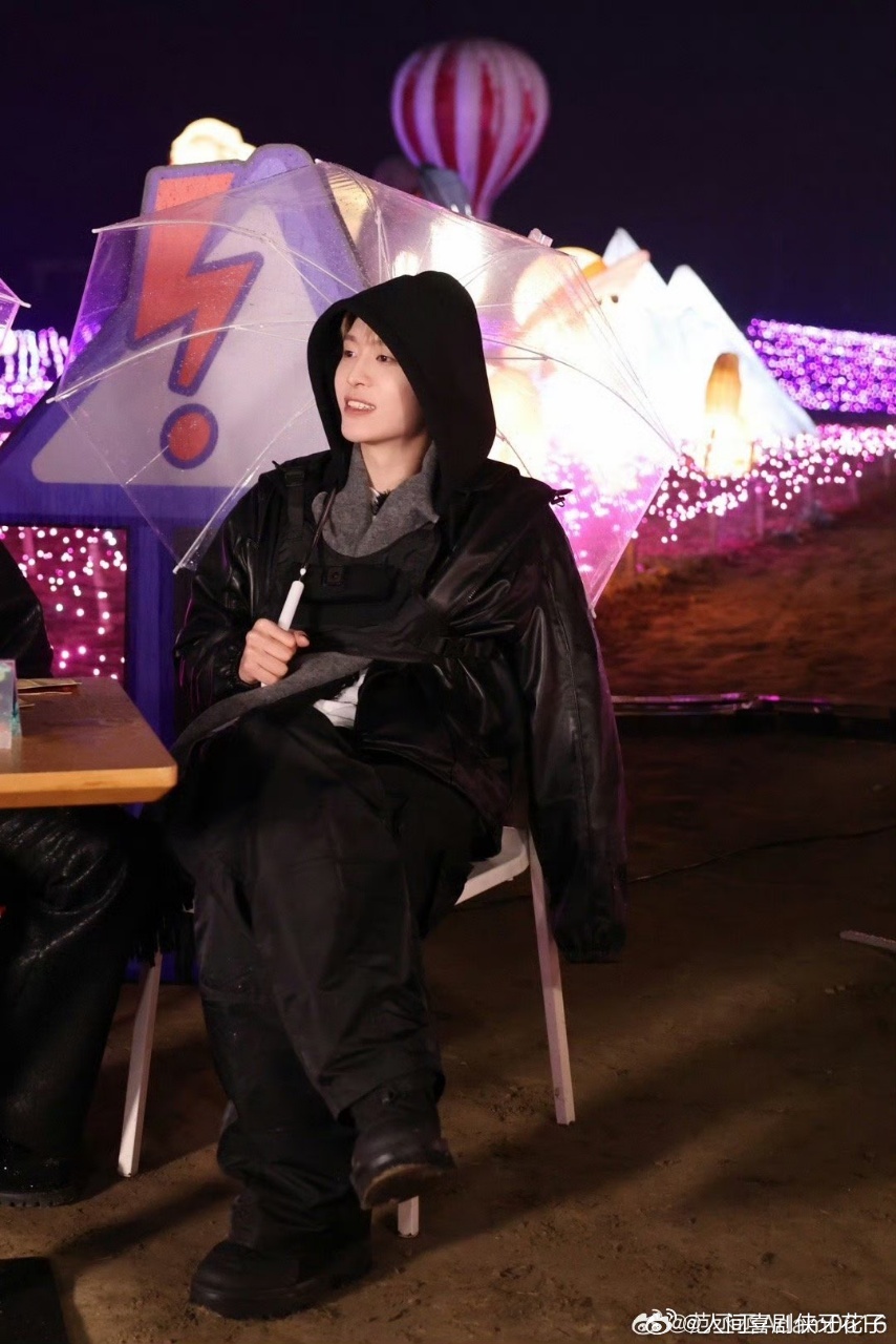 给范丞丞一个苗子还你一个摇子范丞丞来宇闪当摇子范丞丞真的把摇子刻进 DNA 了！