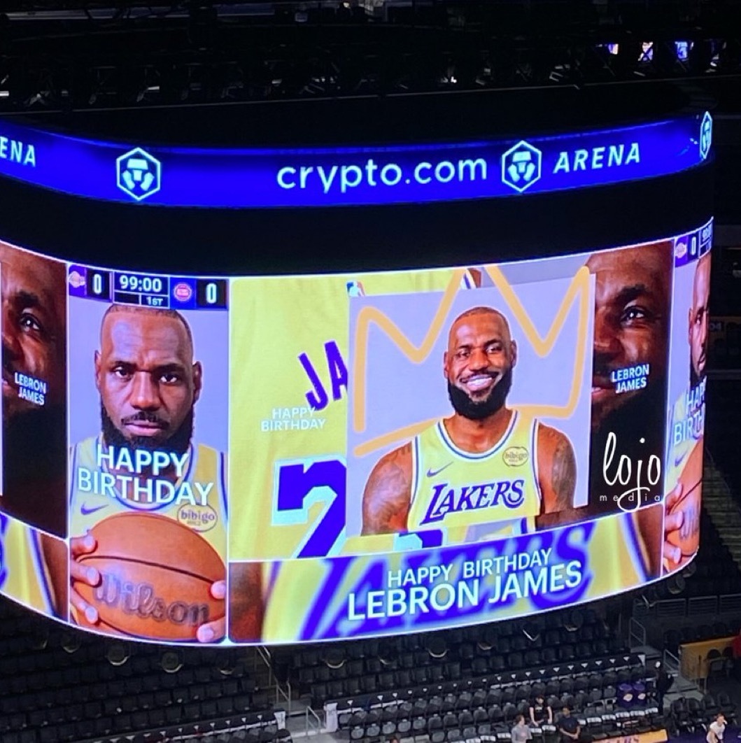 湖人队将于今晚在加密中心，为勒布朗-詹姆斯庆祝他的41岁生日。 