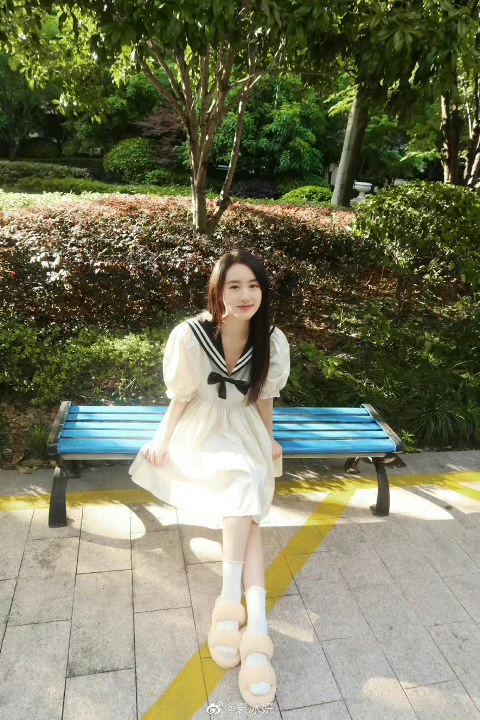 人间至甜袁冰妍 春风一吹 头发都在开心