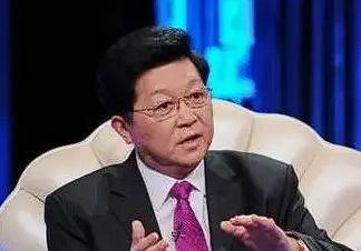 “这才是真专家！”教育专家王华东说：女性一旦生了孩子，国家就应该给发工资。女性生