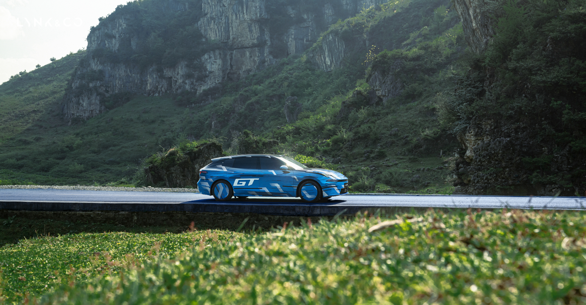 GT就该去GT该去的地方 贵州的山路有多硬核不用多说吧，本地人直接整出民间版 “