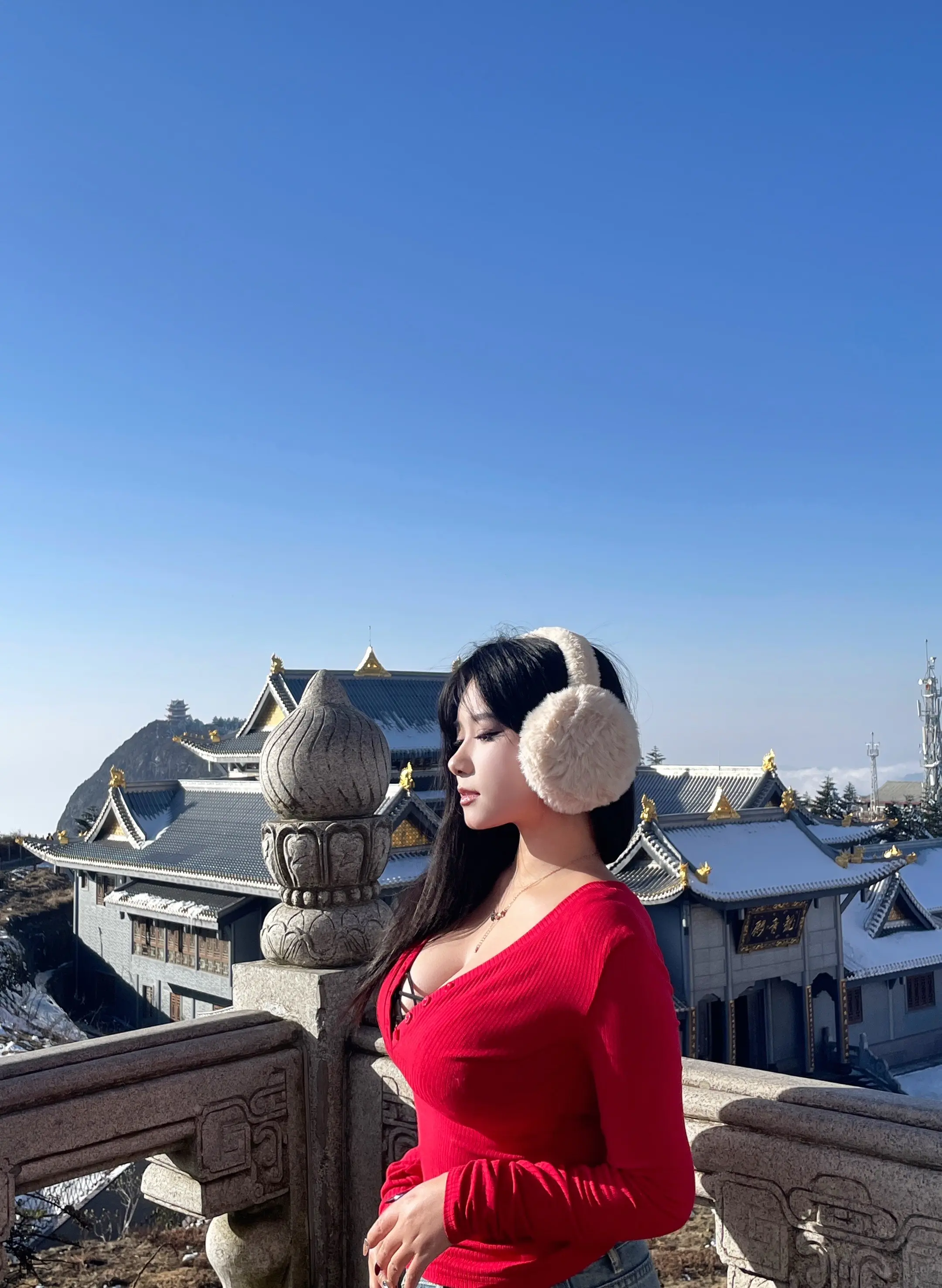 谁许你天上人间，谁和你恨海情天