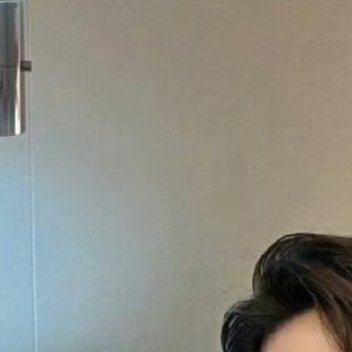 宋浩然因感情洁癖从来不叫韩安冉老婆韩安冉这次是找到幸福了吧，虽然宋浩然靠韩安冉获