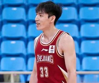 北京时间12月1日19：35，CBA常规赛第11轮，浙江稠州主场迎战山东男篮！
