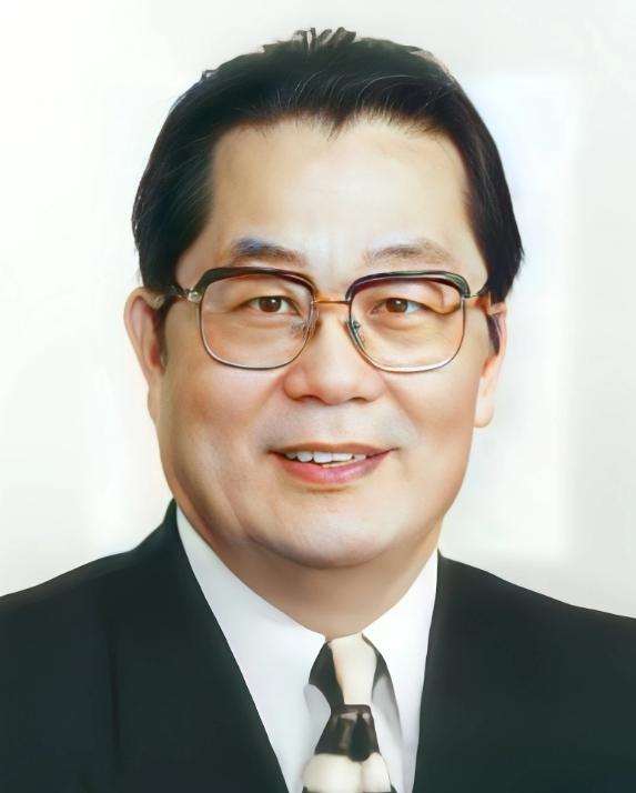 江鹏坚：民进党创党主席 彻头彻尾的台独分裂分子
 
江鹏坚作为民进党的创党首任主