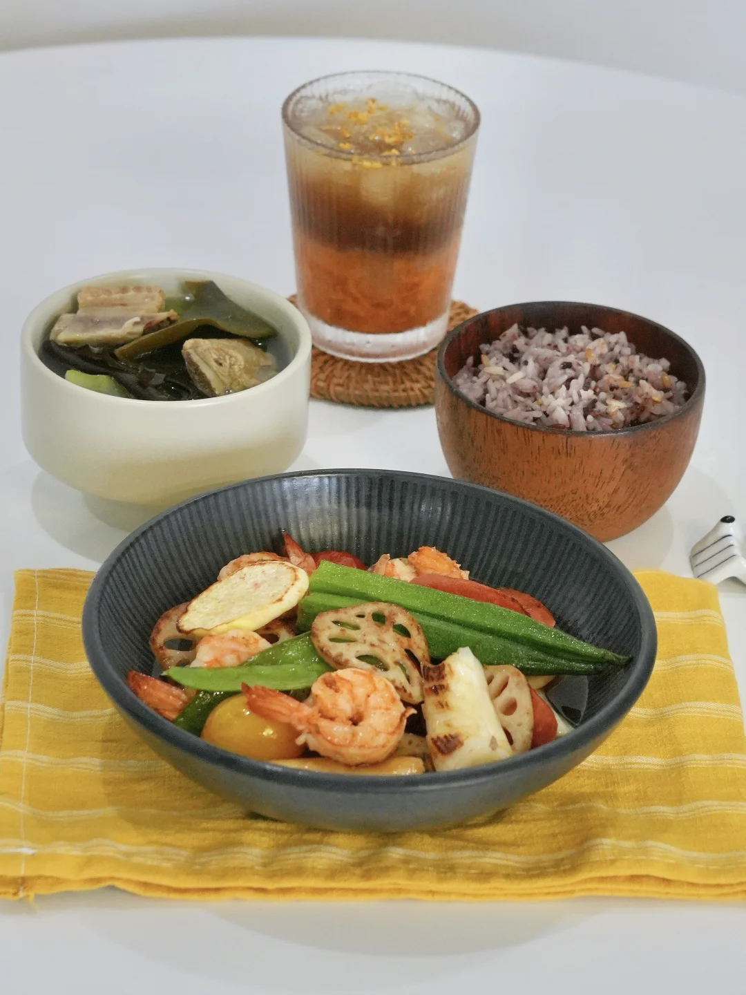 顺时而食｜在秋天 我们吃莲藕 秋葵 茭白