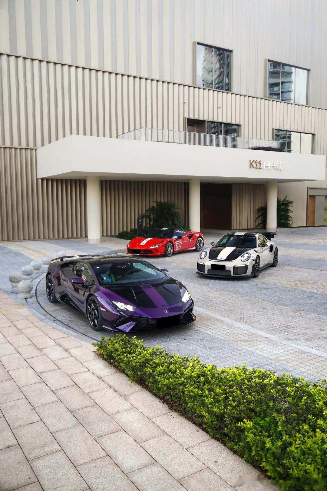 这仨的组合简直就是牛马蛙，哈哈哈真正的牛马天塌了