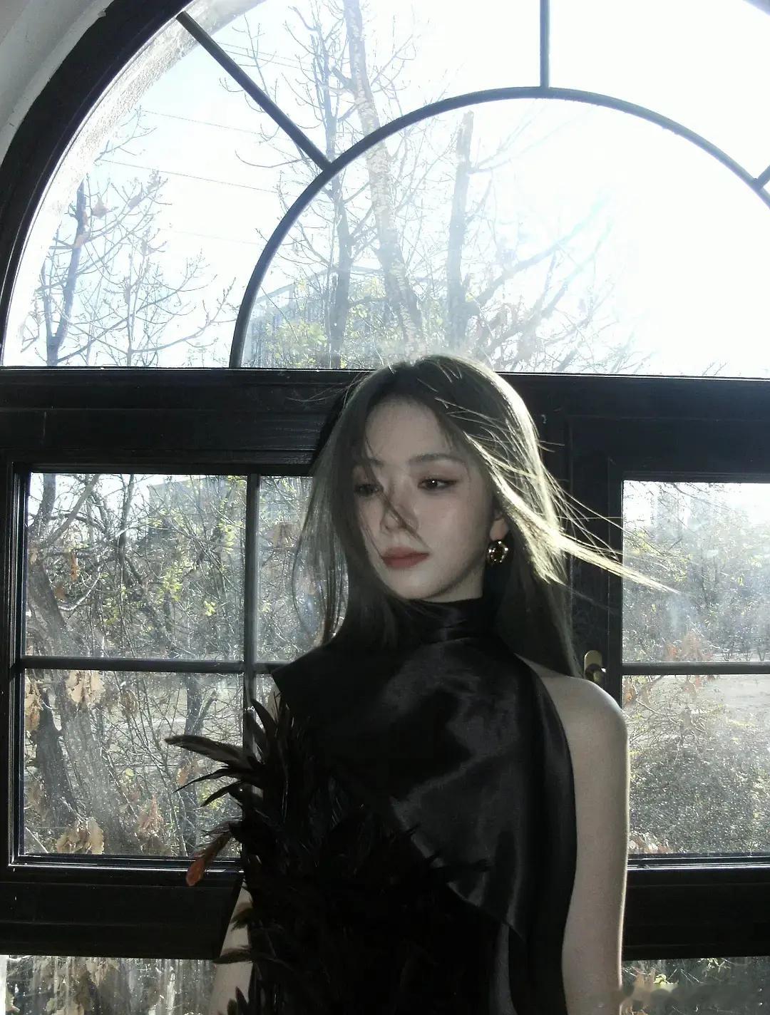 谭松韵换风格了，我第一下差点没认出来 