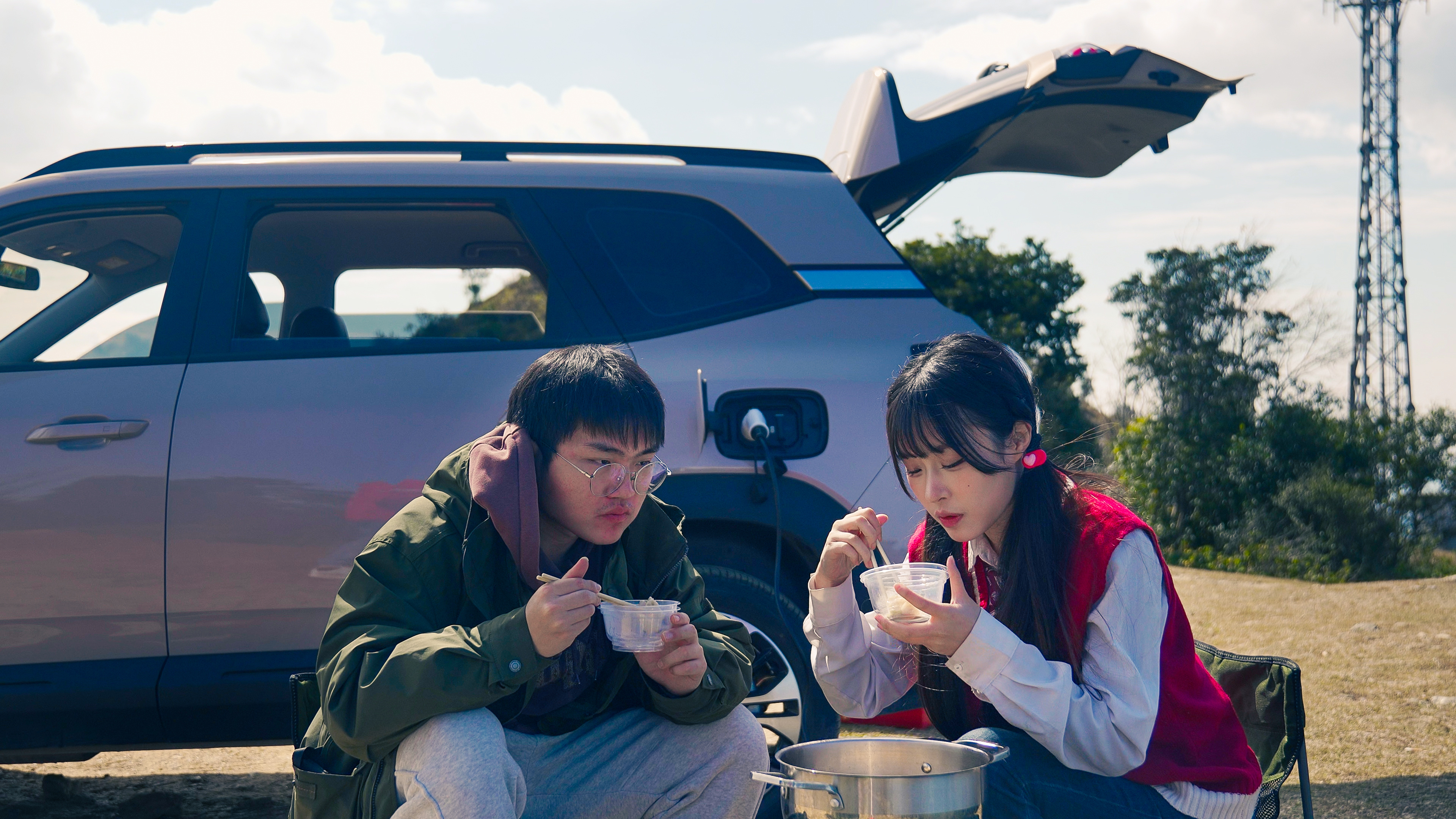 开我的“岳父之车”去罗定网红打卡点爬山！轻轻松松上到山顶最高峰😎大v聊车五菱