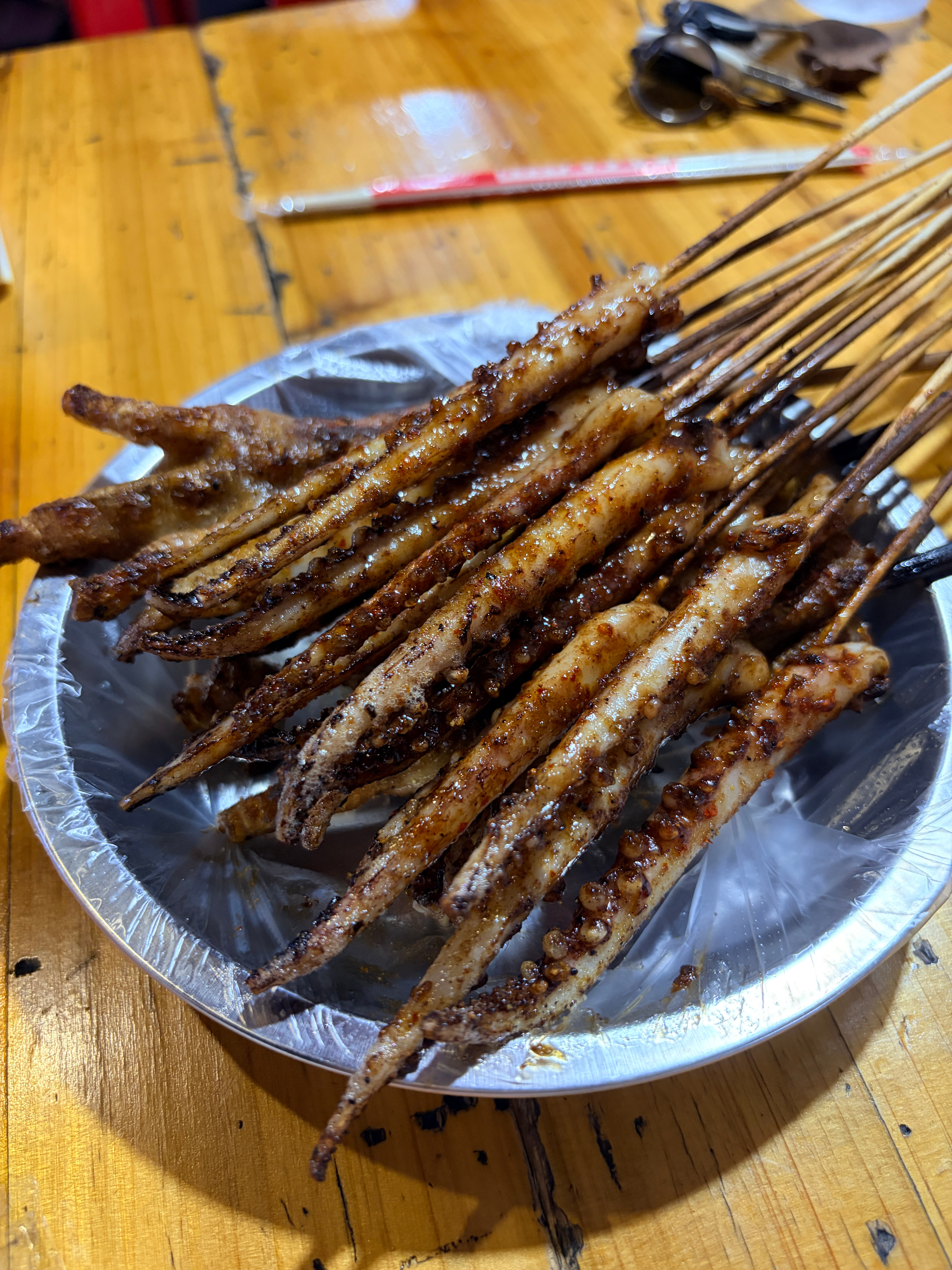 假期结束了[捂嘴哭]  别问 吊坠在脖子上 ​​​